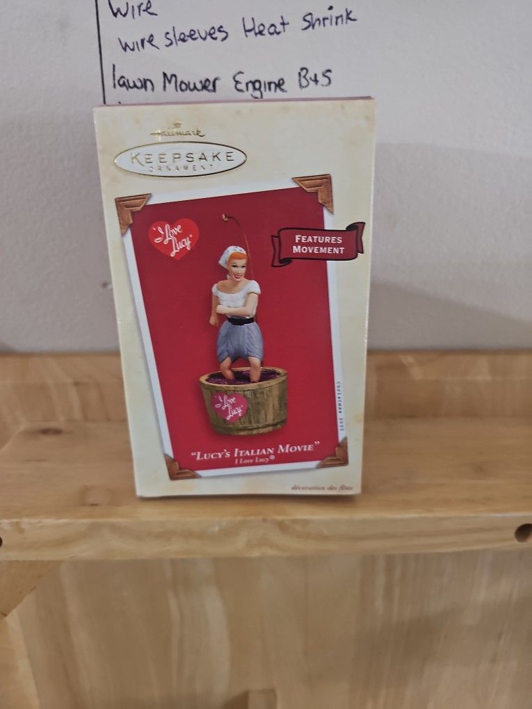 I Love Lucy Collectors Figure