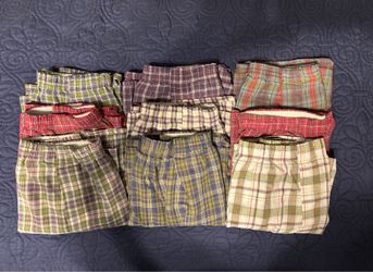 9 Pair Men’s Boxer Underwear Size Medium (Johnstown Ohio)