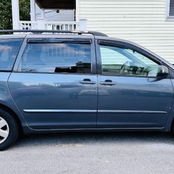 2008 Toyota Sienna