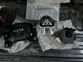 Lincoln MKC Motor And Transmission Mount