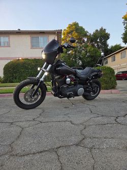 Harley DYNA Street Bob 103