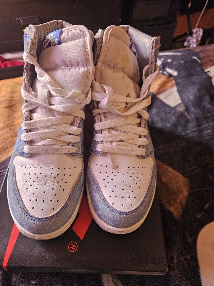 BIG KIDS JORDAN 1 HIGH OG HYPER ROYAL