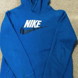 Nike Hoodie sweater Excellent condition  Size XL for kids 