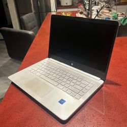 Windows 11 Laptop