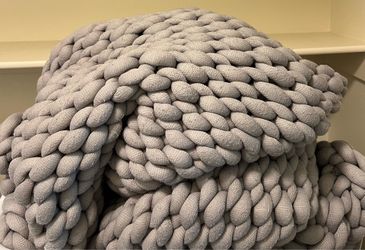 Queen Size Gray Knitted Weighted Blanket 60''x80'' 15 pounds