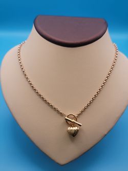 Ladies heart chain