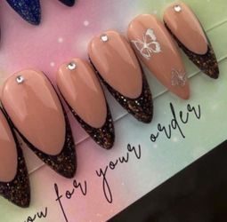Medium stiletto Press on nails rhinestones glitter