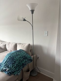 Floor lamp