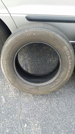 2 tires Kumho/ Doral