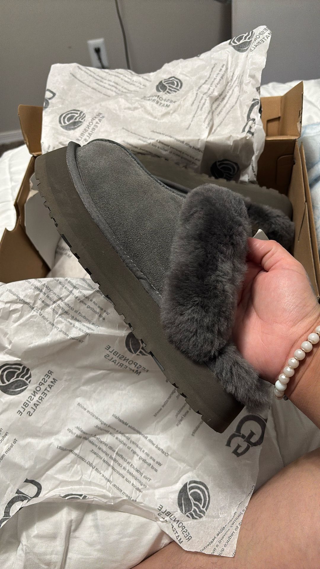 Gray Uggs Women Size9