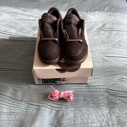 TRAVIS SCOTT X JORDAN 1 LOW OG PS 'VELVET BROWN PS Size 1y Kids 