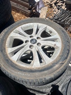 2013 Hyundai sonata 17 in wheel and tire