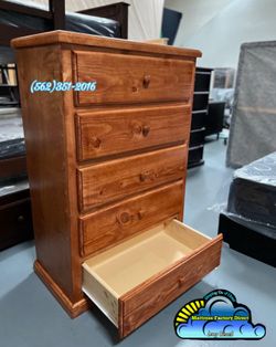 Five drawer pinewood cajonera Comoda de Pino Nuevo new