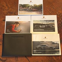 2022 Porsche 911