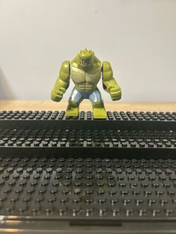 LEGO Big Killer Croc Minifigure – Excellent Condition