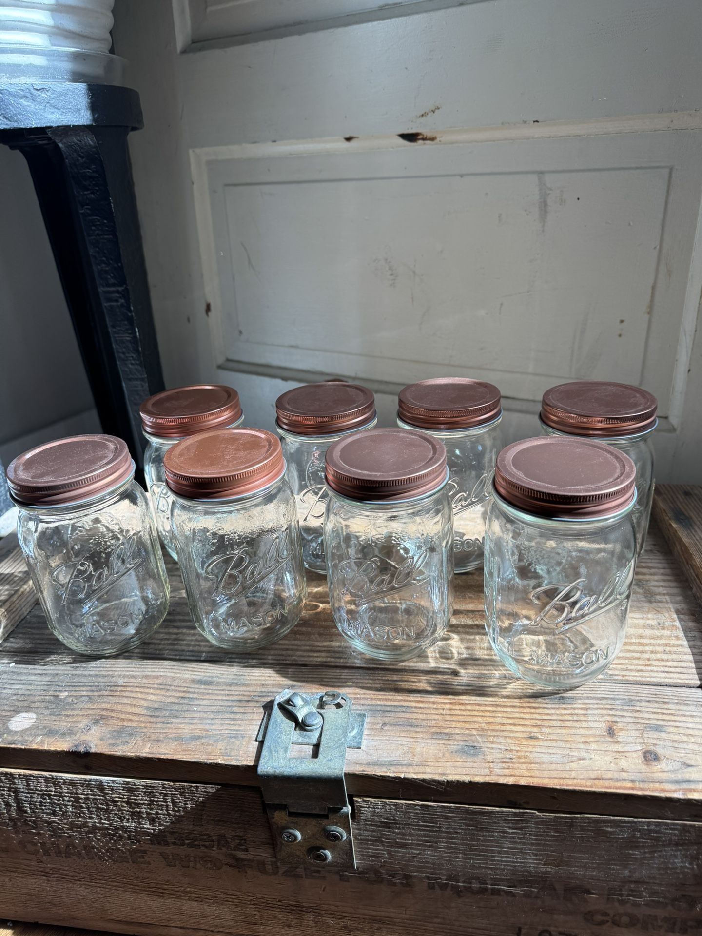 Pint Mason Jar Set With Copper Color Lids Set Of 8