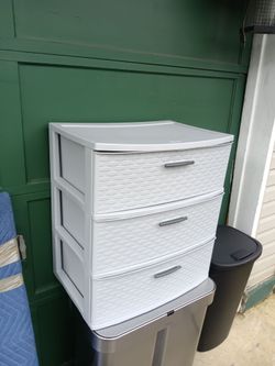 Three drawers plastic storage