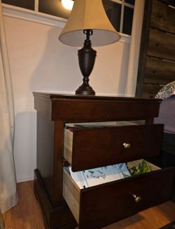 Nightstand Wood With Lamp Included