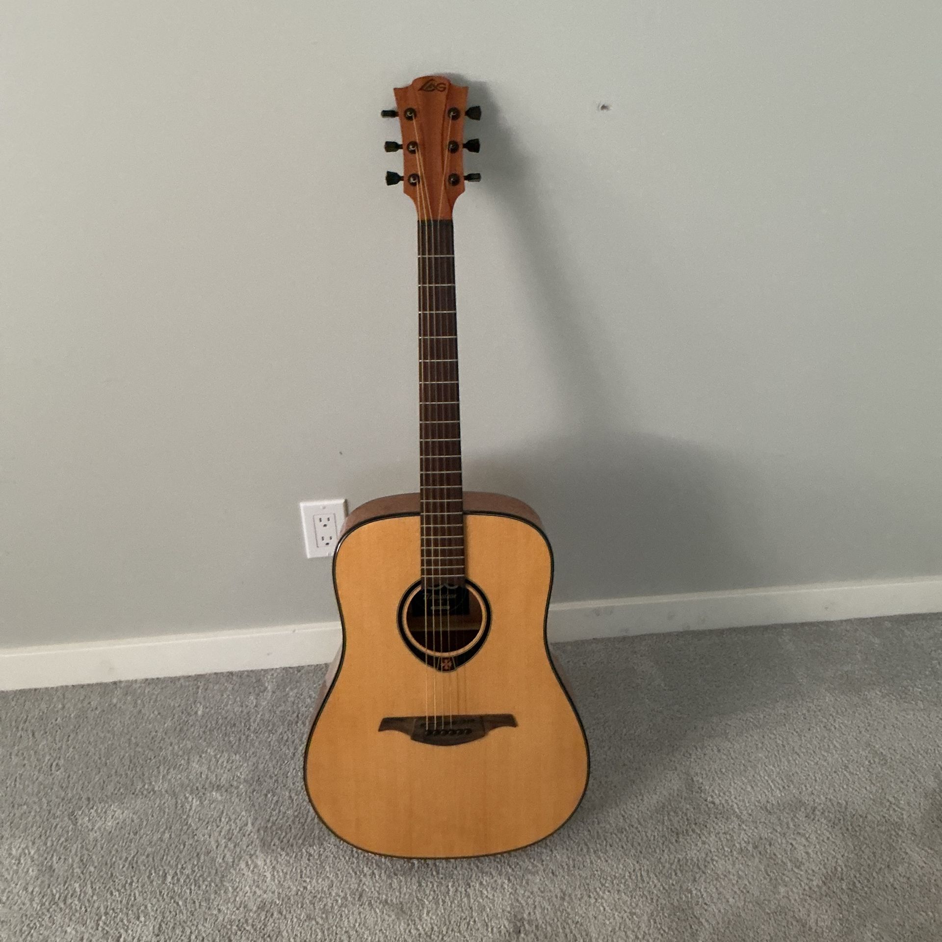 Lag Tramontane T66D Guitar