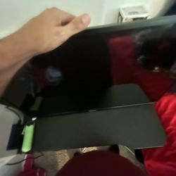 32’ Inch Roku Tv