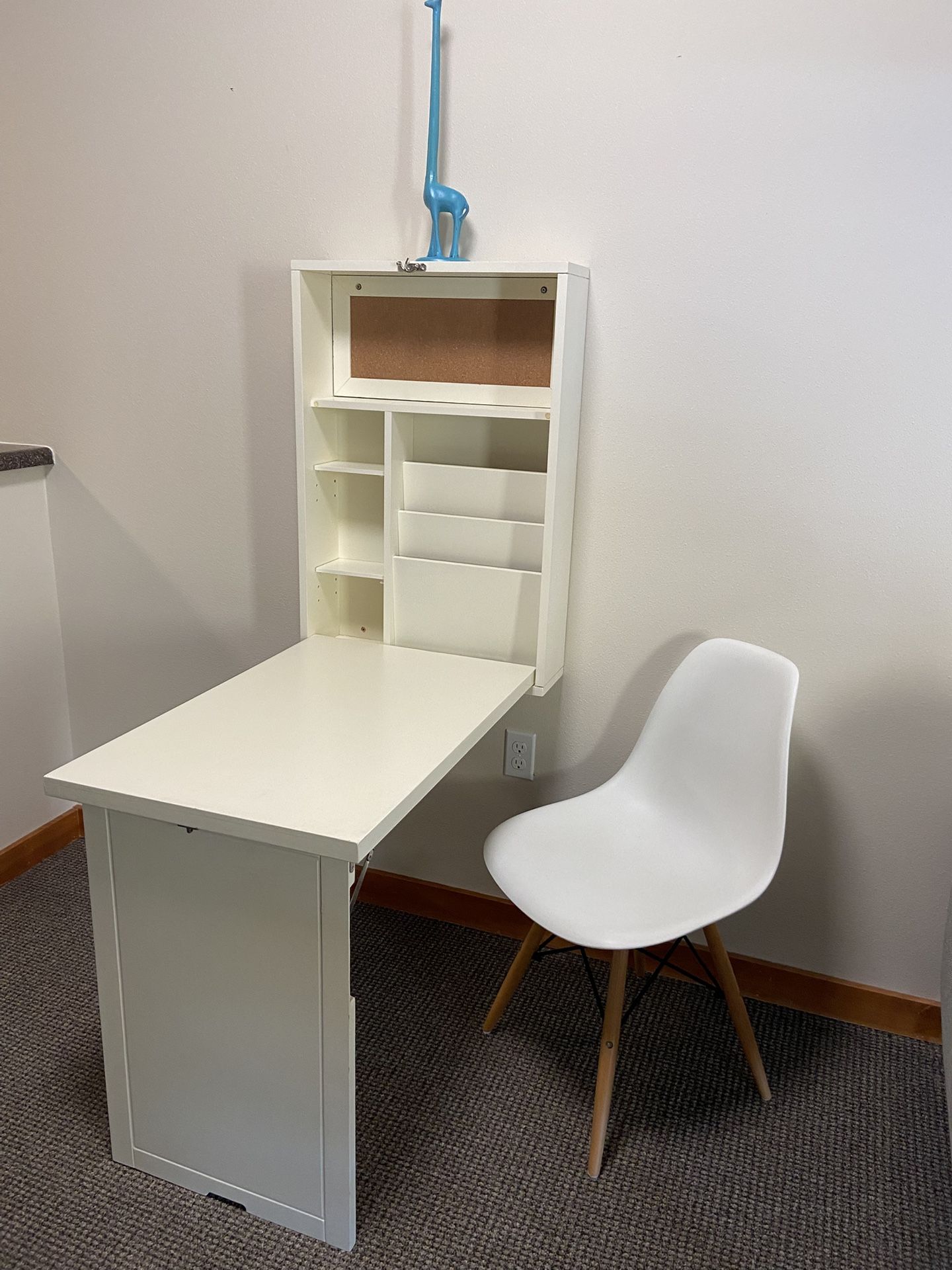 Fold Out Convertible Desk