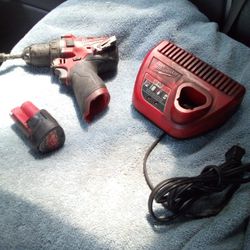 Milwaukee Drill Battery And Charger 