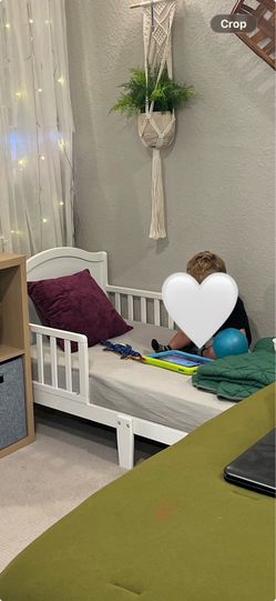 White toddler bed