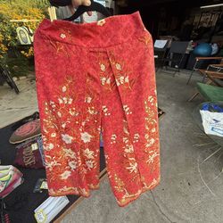 NEW NEVER WORN ELEPHANT LOUNGE PANTS + SHORTS + CROP TOP SETS FROM THAILAND LOUNGE ONE SIZE COOL AND COMFORTABLE 