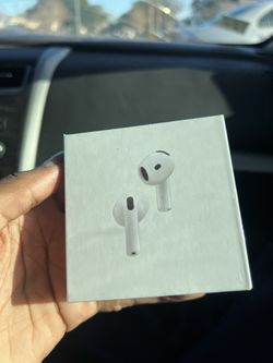 AirPods 4
