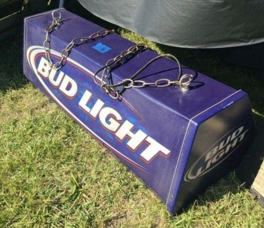 Bud Light Sign Hanging Bar, Man's Cave.....