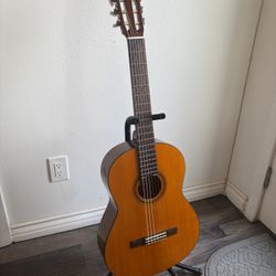 Yamaha CG101A Classical Guitar and soft case