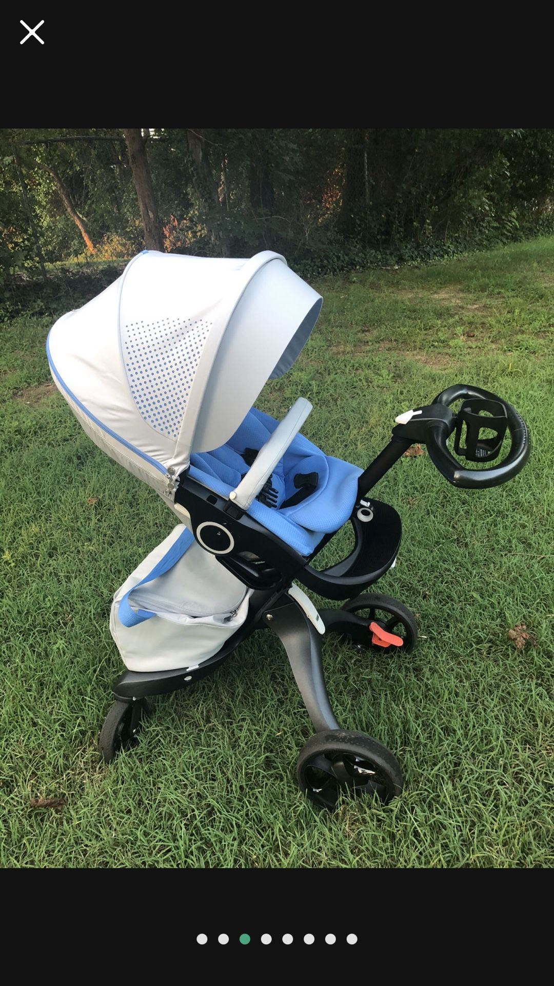 stroller 