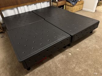 King size Sleep Number frame W/legs