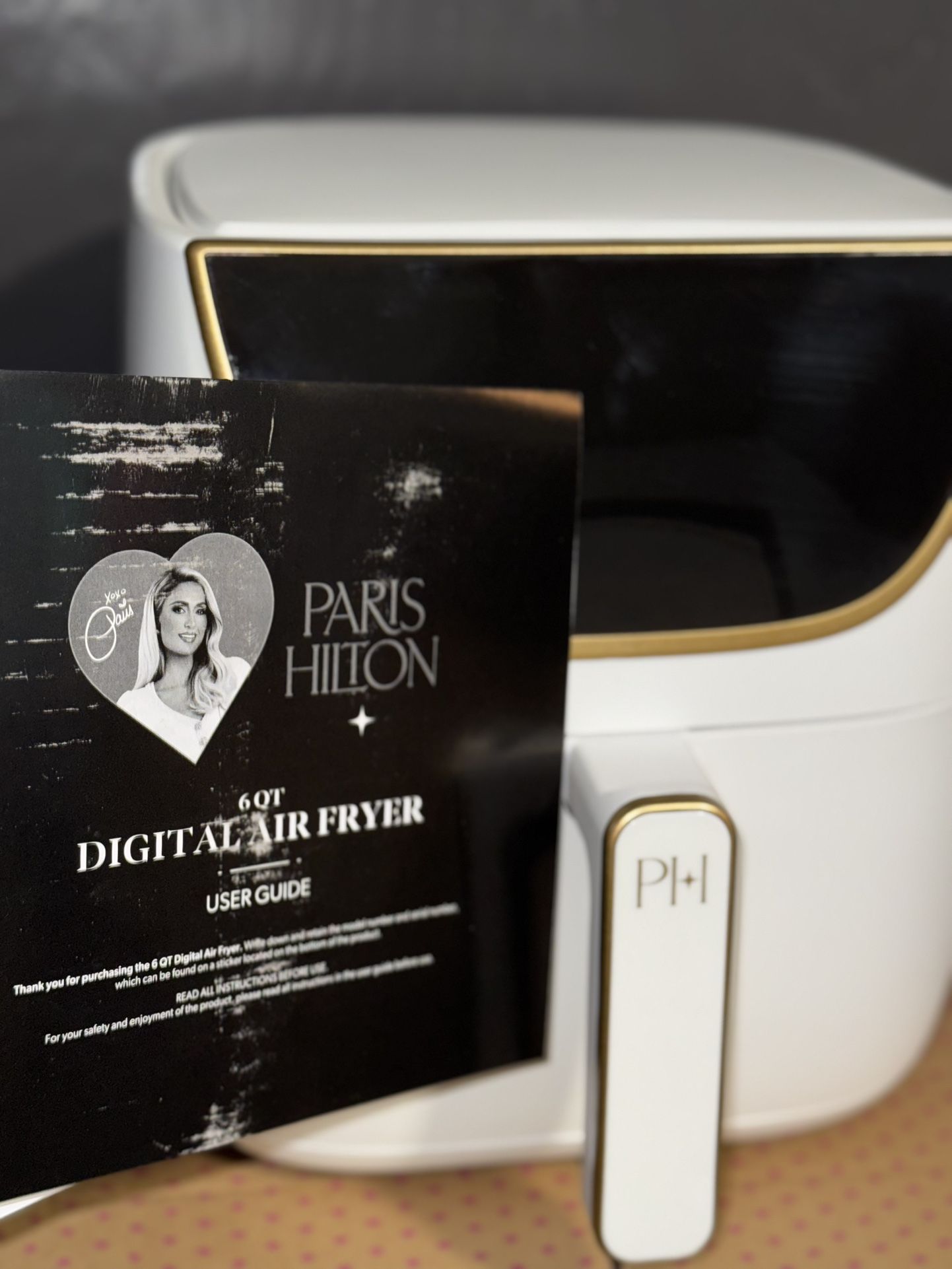 Paris Hilton Air Fryer Touchscreen