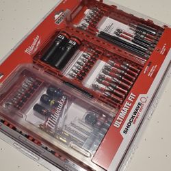 Milwaukee
75pc Shockwave Impact Drill, Drive & Fasten Set