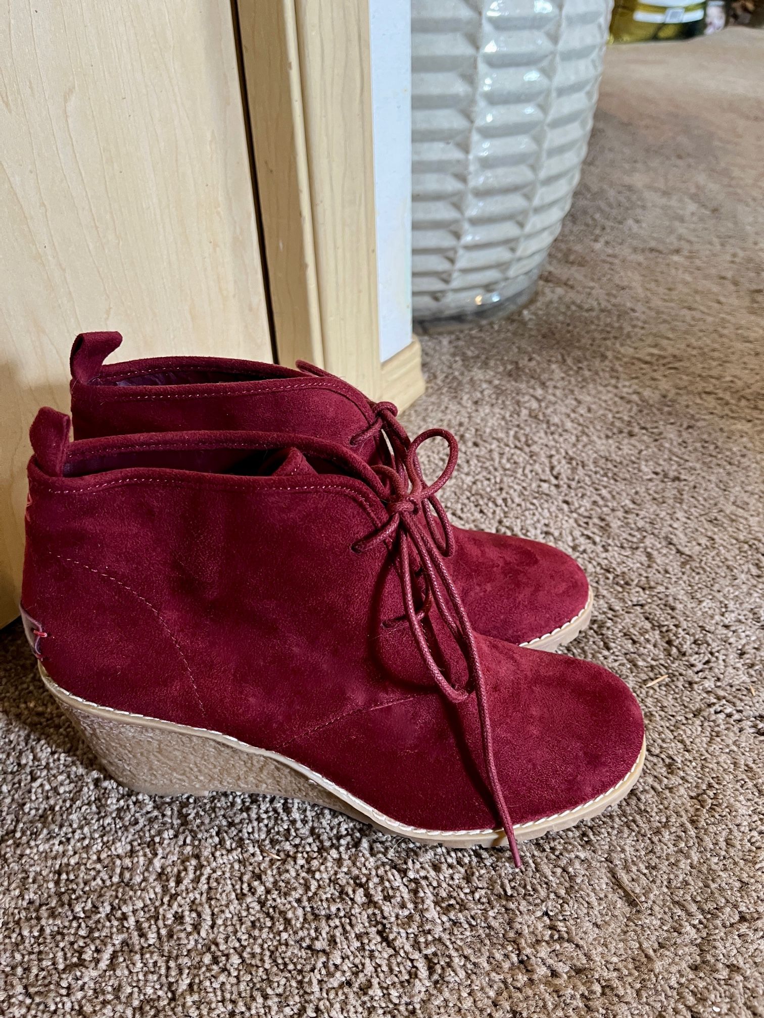 G.H.BASS burgundy / maroon lace up suede wedge high heel boot- size 9