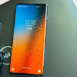Samsung Galaxy S10+ Plus  , Unlocked   for all Company Carrier ,  Excellent Condition Like New 