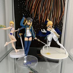 Fate Saber Figures
