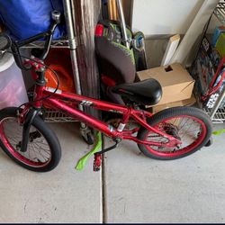 16 Inch Boys Bike In Good Working Condition