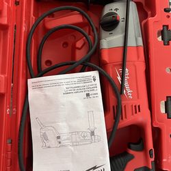 Milwaukee Rotary Hammer
