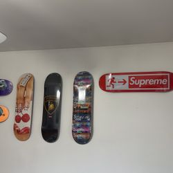 SUPREME SKATE DECKS