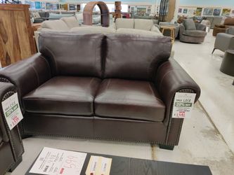 Cassidy Leather Burgandy Loveseat