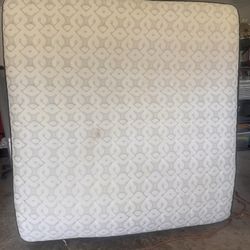 Queen Size Mattress 