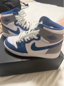 AJ1