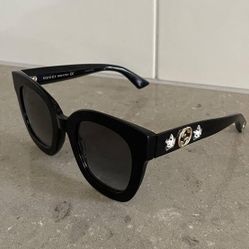 AUTHENTIC GUCCI SUNGLASSES