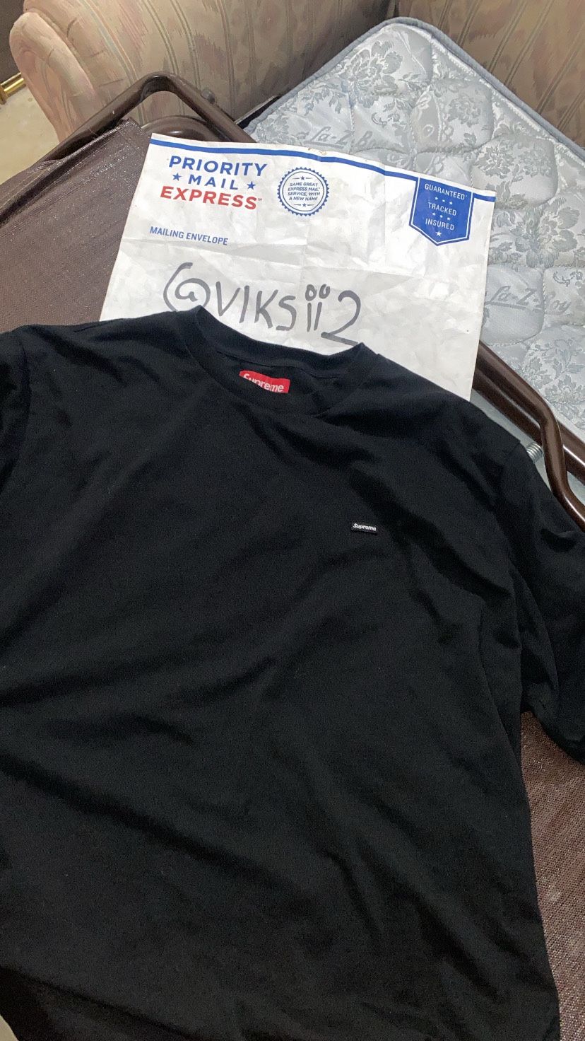 Supreme Small Box Logo Tee