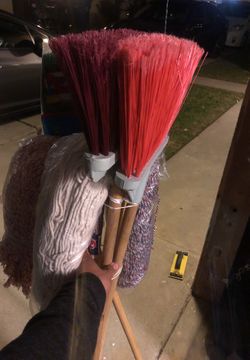 Mops and brooms