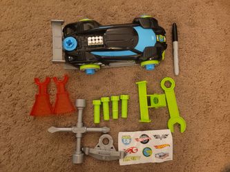 Hot Wheels Ready-to-Race Car Builder Play Set [Black & Green]