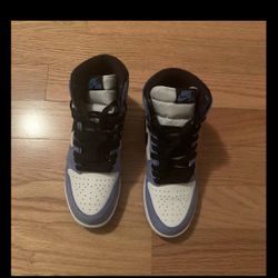 Jordan 1 University Blue  6.5Y 