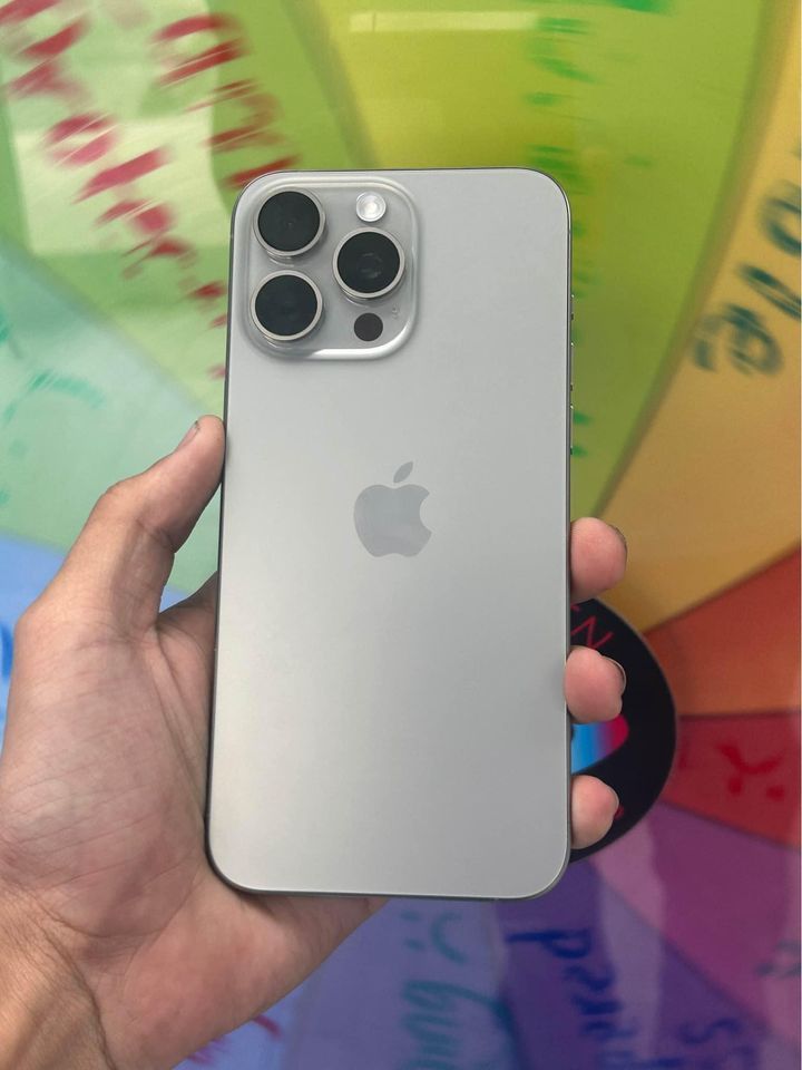 iPhone 15 Pro Max!Free Shipping!